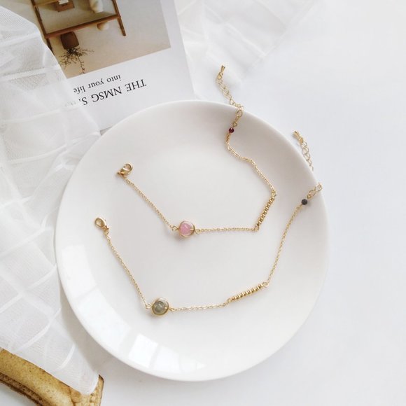 LAST ONE 💖Strawberry Stone Bracelet - Picture 4 of 7